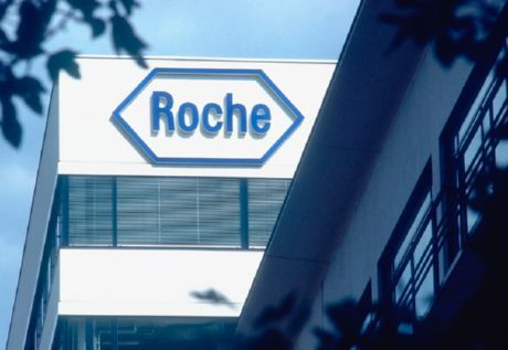 A Roche-t gyanították, hogy eltitkolja a mellékhatásokra vonatkozó adatokat 