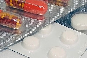 Tabletták az alsó hátfájás és ízületek kezelésére, Derékfájás okai és kezelése - Fájdalomközpont