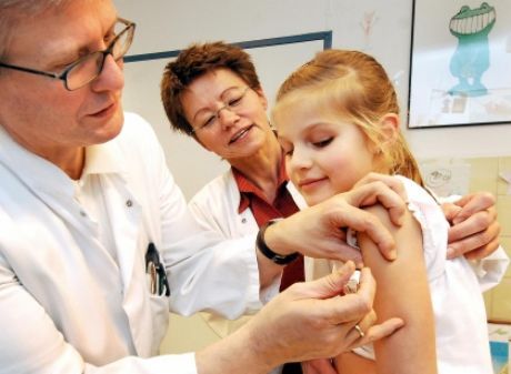 A vakcinázás ellenére a tizenévesek a hepatitis B fertőzésre fogékonyak